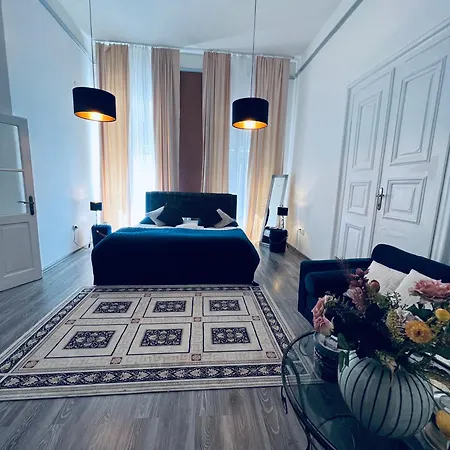 Csaky Palace 3